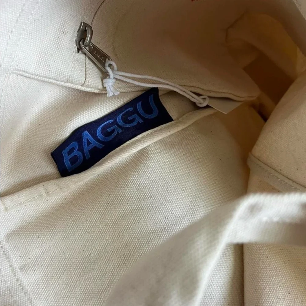 Baggu Chick-fil-A Duck Bag - Picture 4 of 4